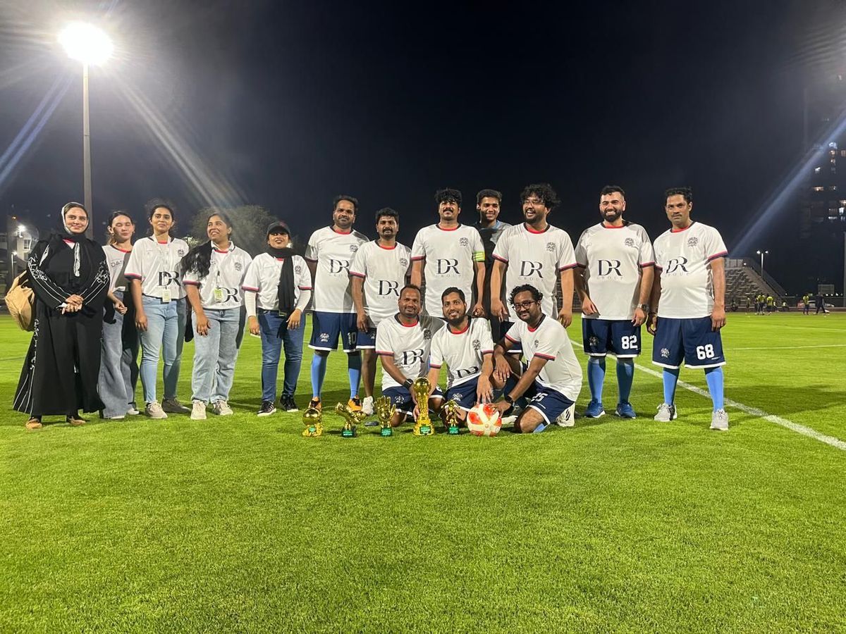 DAS FSL team with trophy
