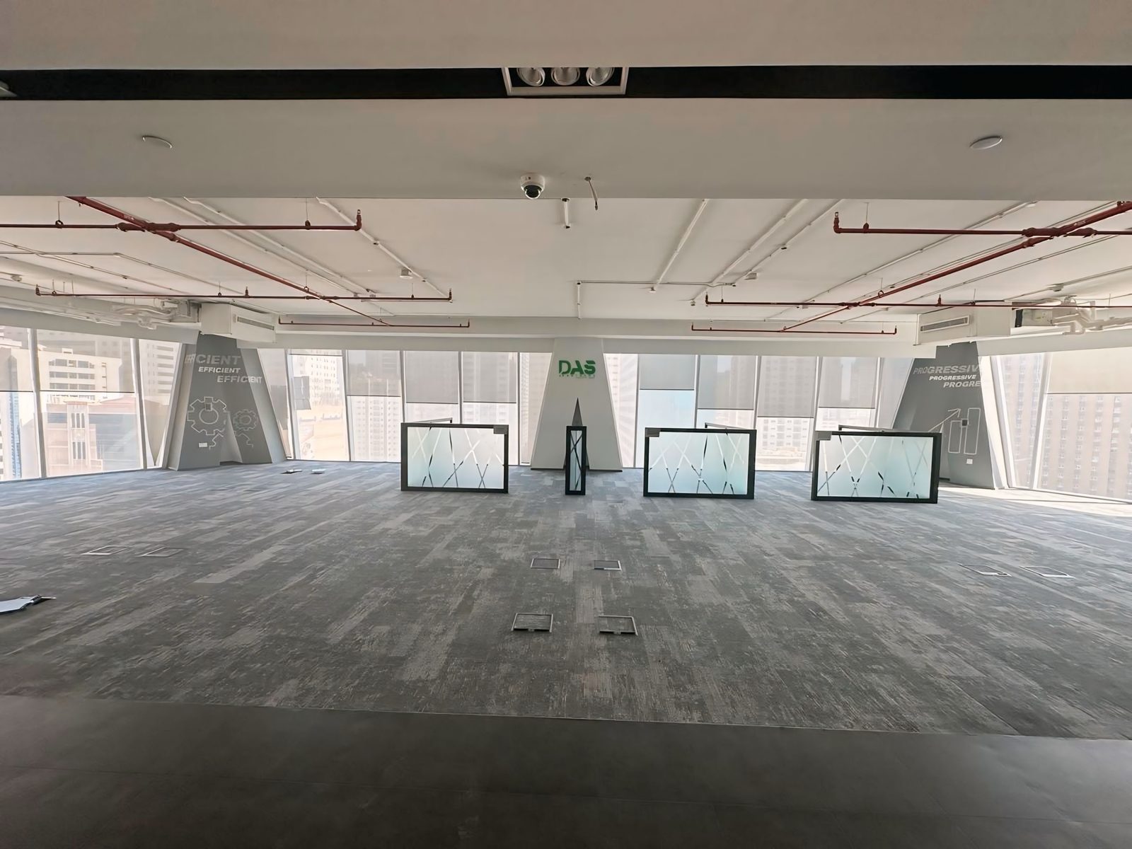 DAS Dubai Office environment